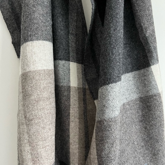 Super Bowl LVI Los Angeles Rams vs Cincinnati Bengals Scarf w/Super Bowl Patch - Picture 7 of 10